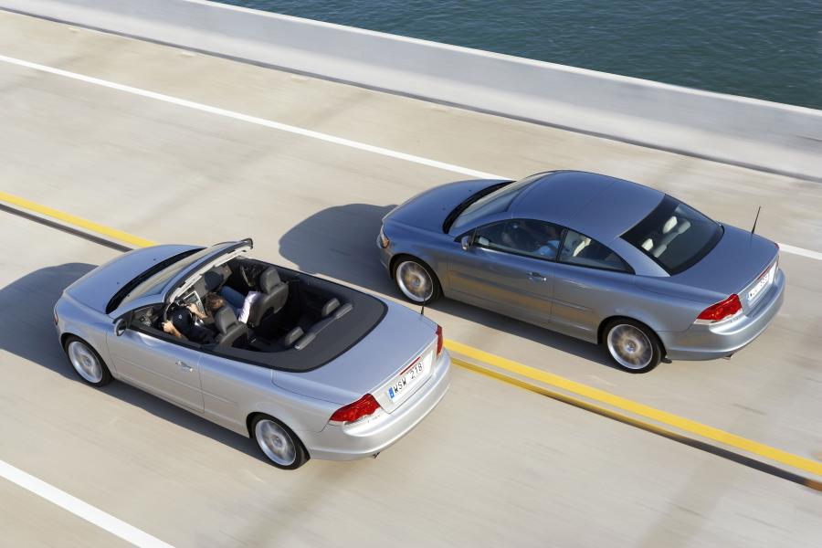  Volvo C70 T5 2005 года  (фото 3 из 93)